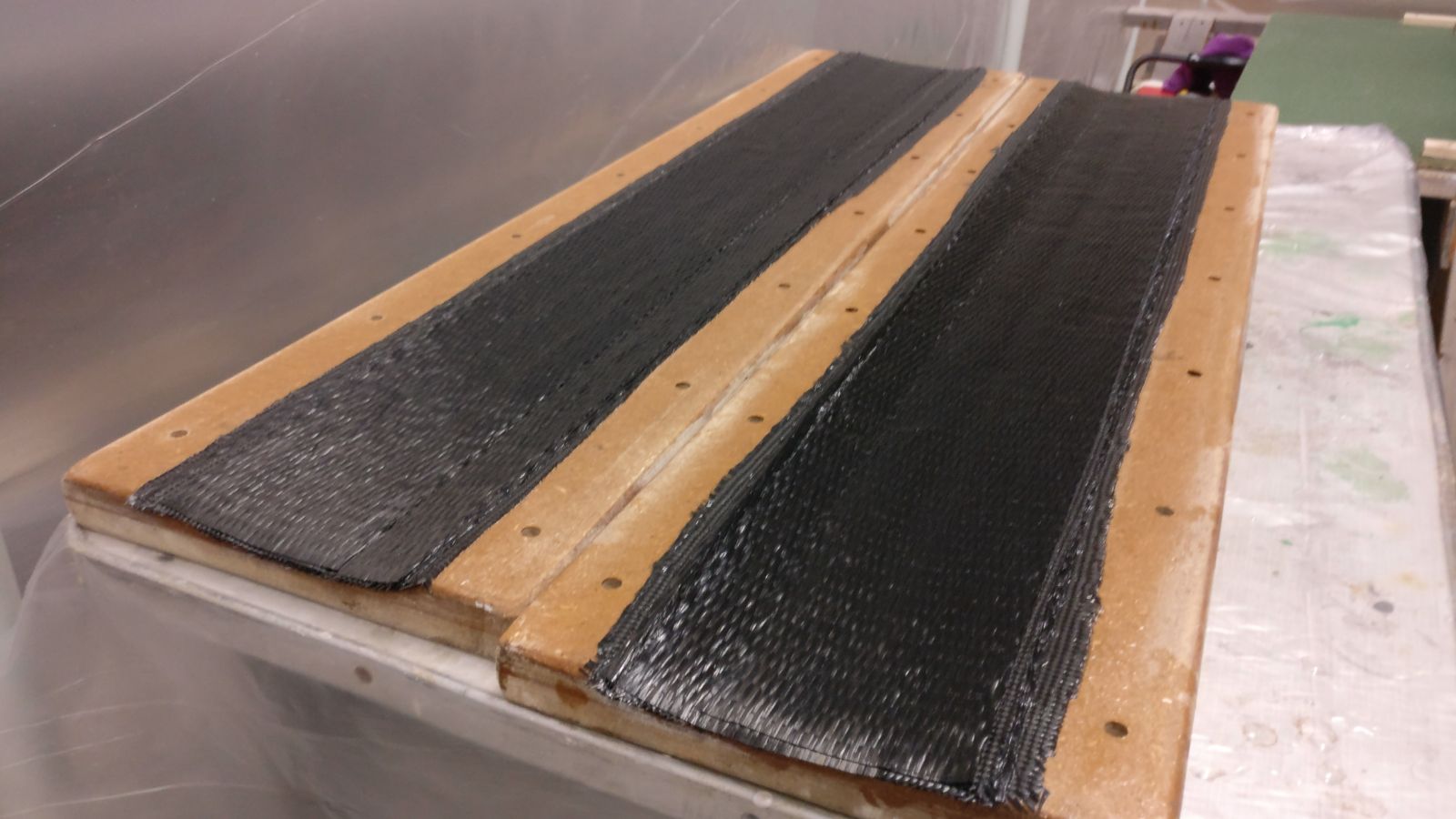 Productie struts van carbon Spectrum Solarteam Carbon Struts